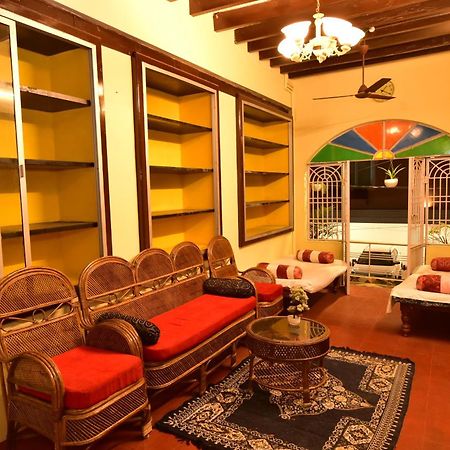 Villa Dumont Пондичери Екстериор снимка