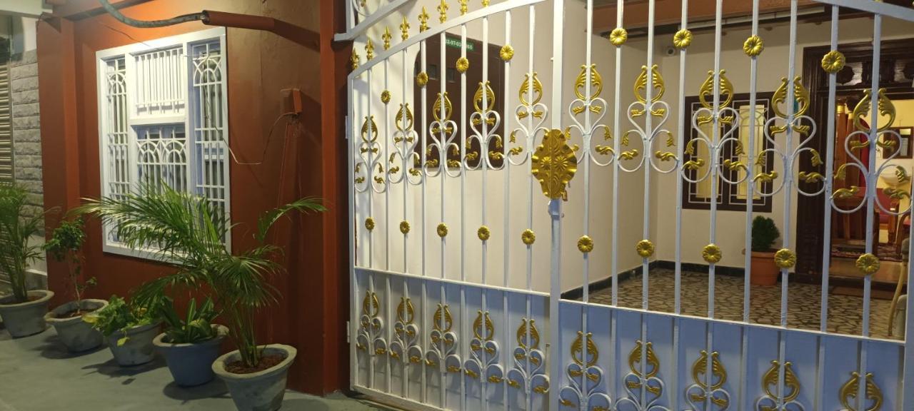 Villa Dumont Пондичери Екстериор снимка