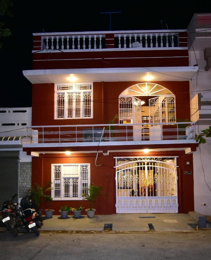 Villa Dumont Пондичери Екстериор снимка