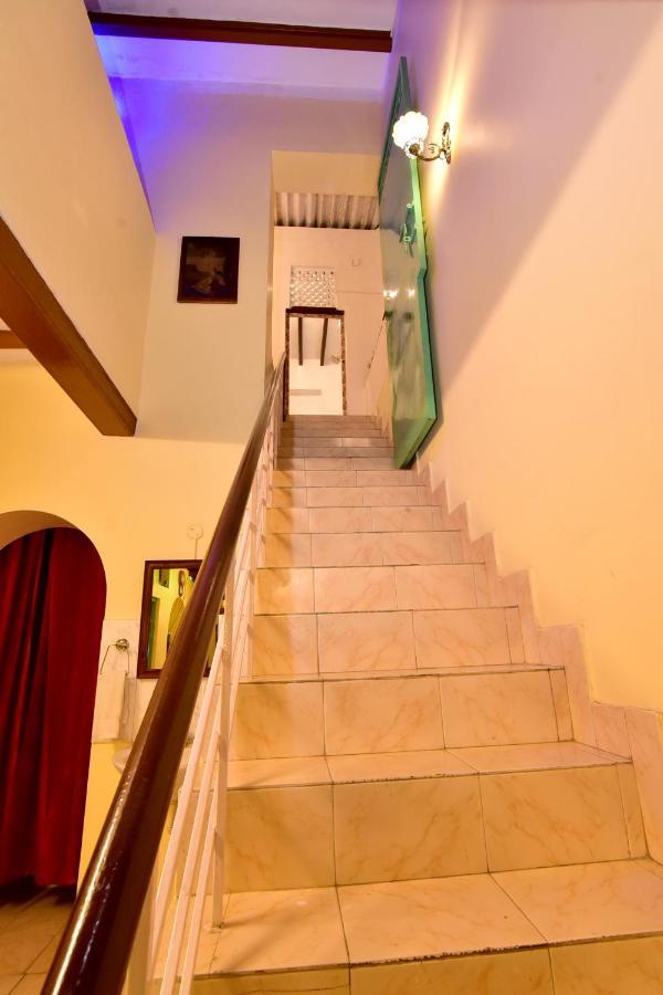 Villa Dumont Пондичери Екстериор снимка
