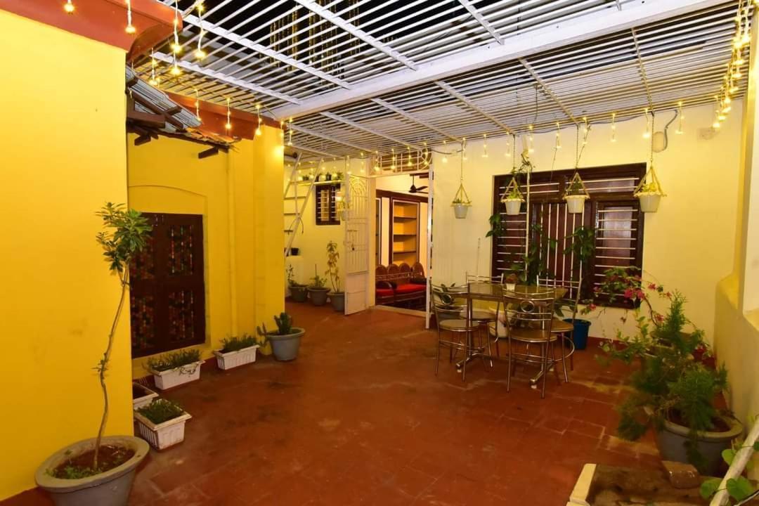 Villa Dumont Пондичери Екстериор снимка